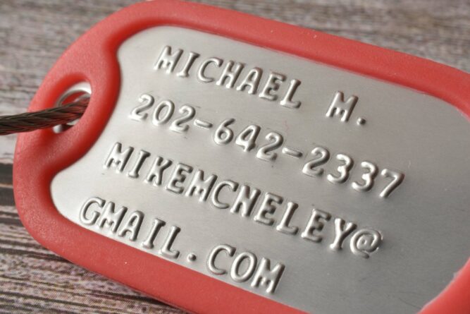 Personalized stamped luggage tags FM 239-1